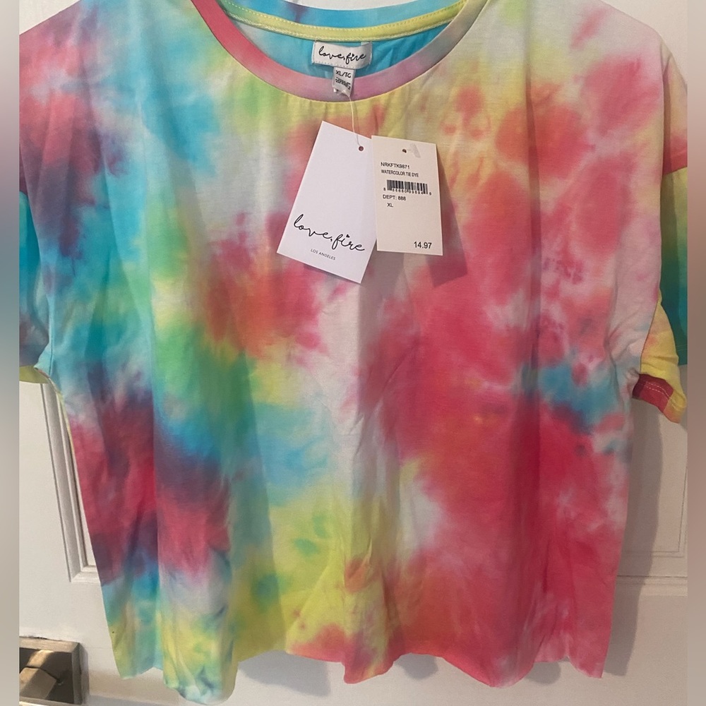 NWT love, fire tie dyed crop top
